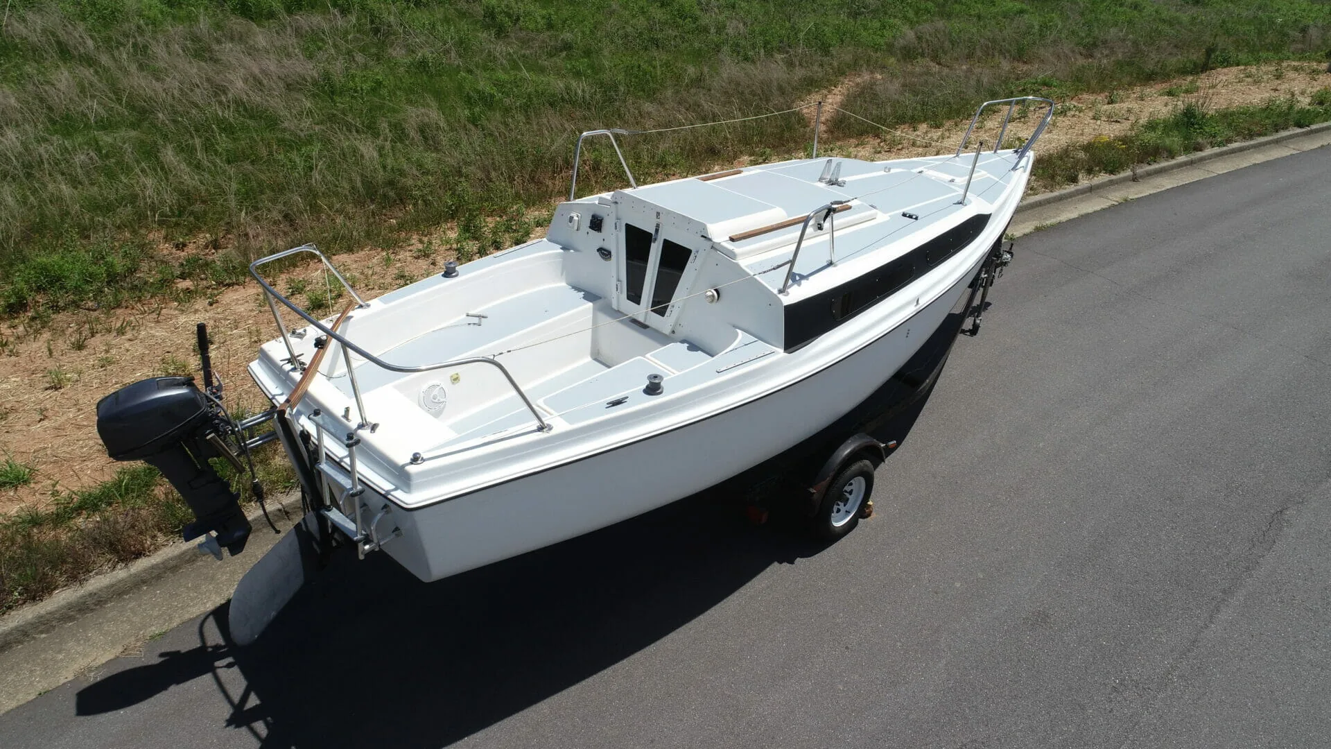 White sailboat wrap