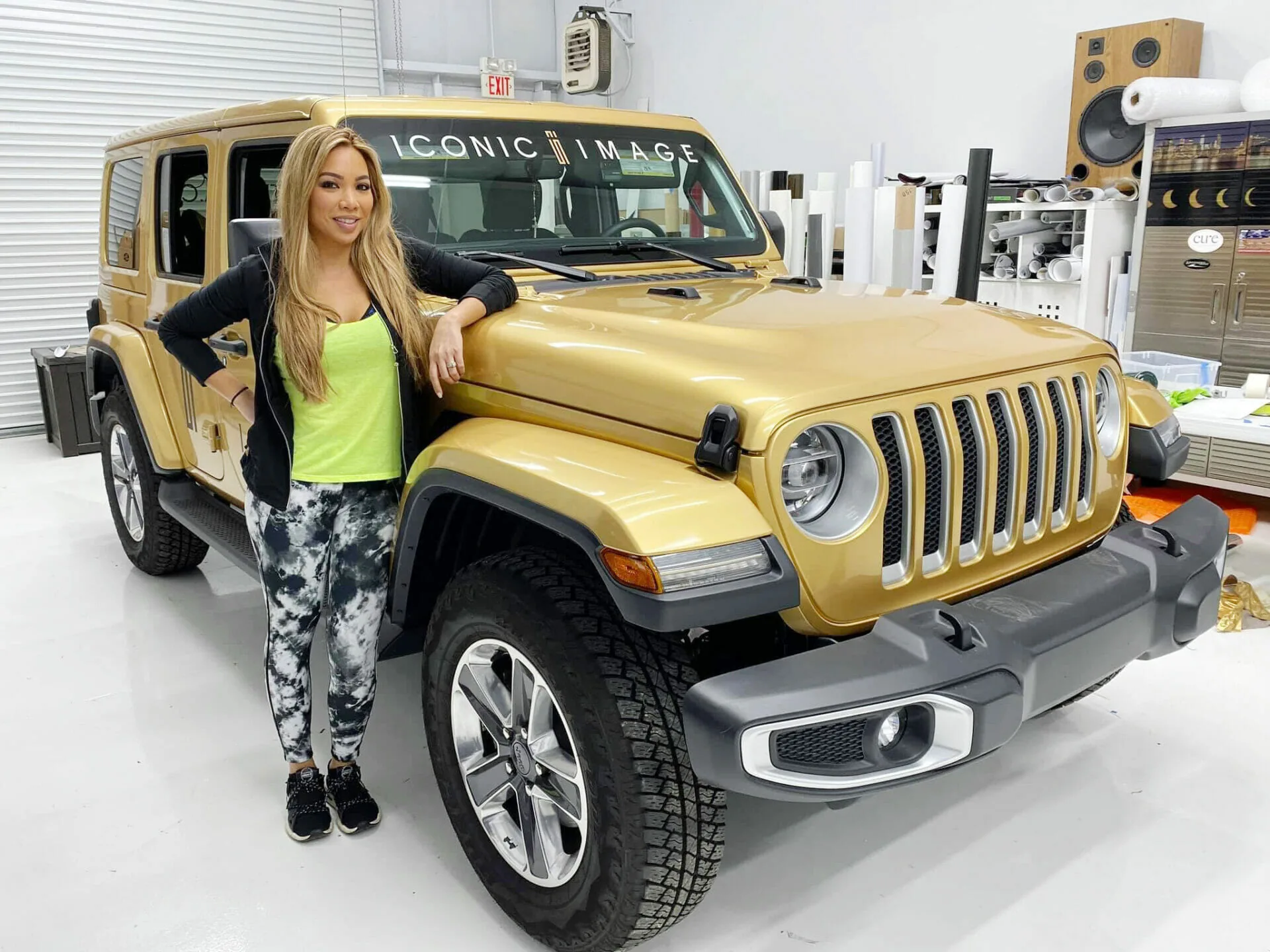 Gold Jeep Color Change
