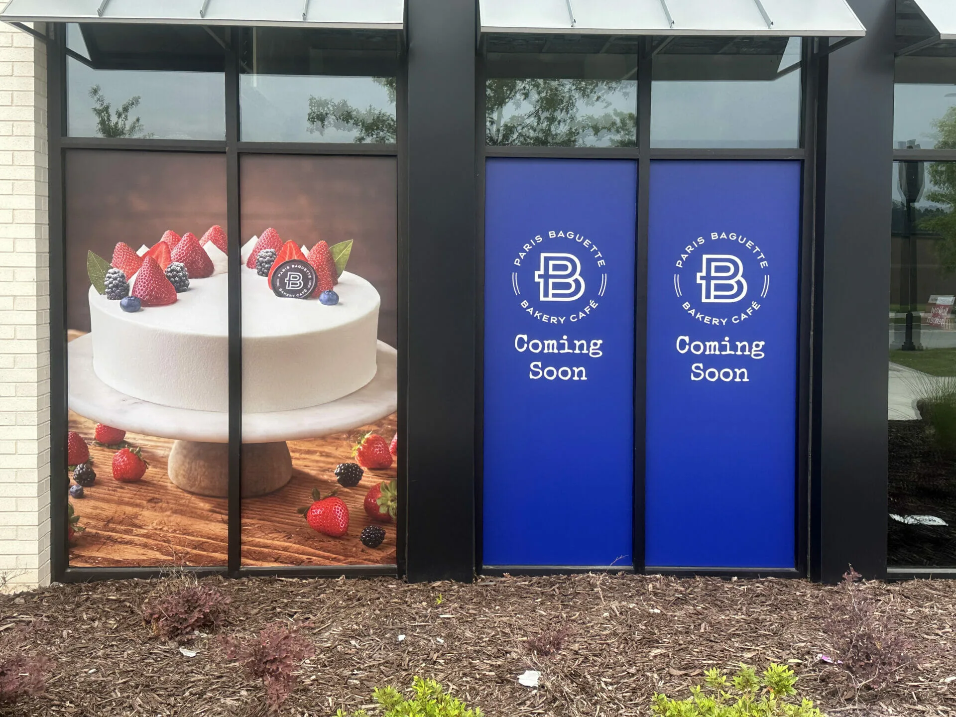 Paris Baguette window and door graphics