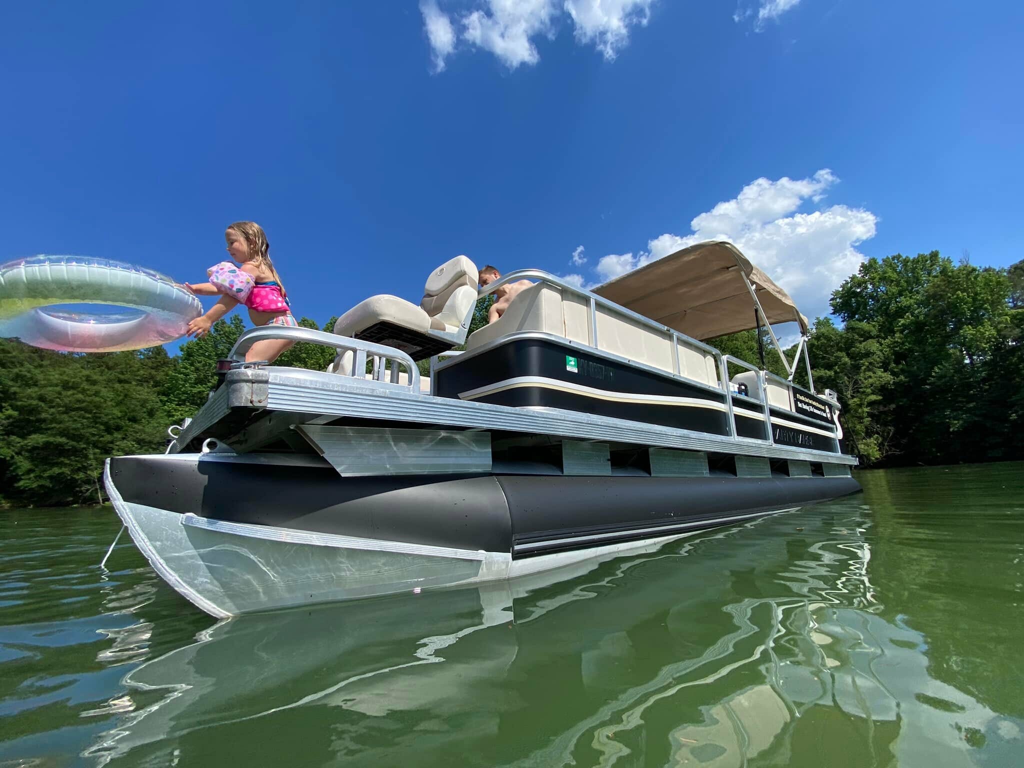 Party Barge Pontoon - Black & Silver Elegance